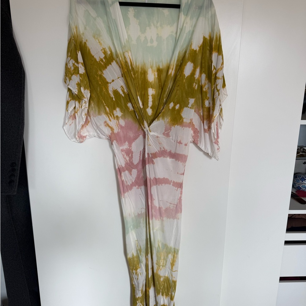 Young, Fabulous and Broke Siren Dress size Medium